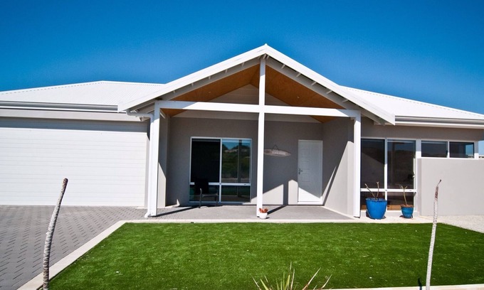 Sunset Beach House | The Sunset Beach House