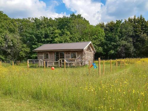 Beccles House | The Sunset Cabin