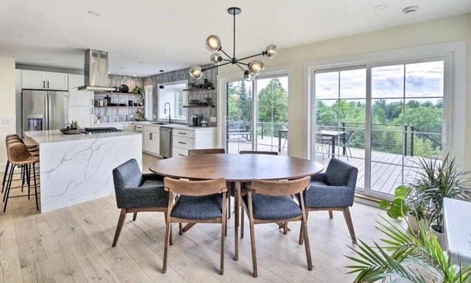 Greensboro Bend House | The Sunset Mountain House, in Greensboro Bend