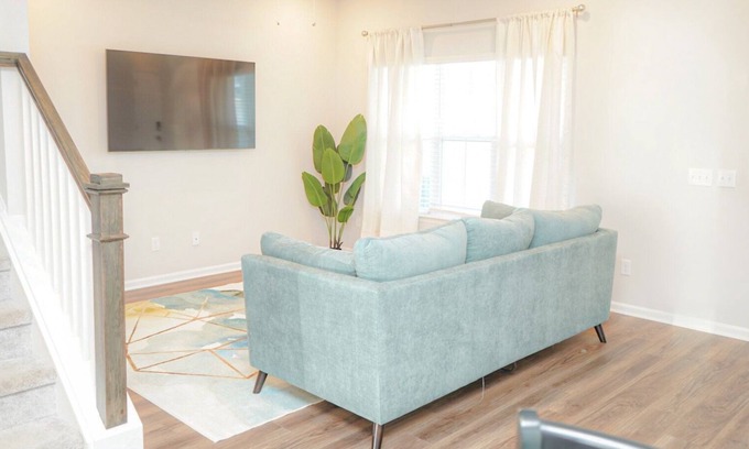 Goose Creek House | The Sunshine House - 20 mins from Charleston