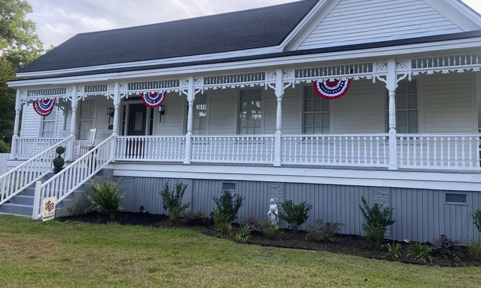 Trenton Other | The Swearingen-Posey House Circa 1890