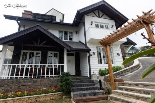 Nuwara Eliya Cabin | The Tapherini Bungalow