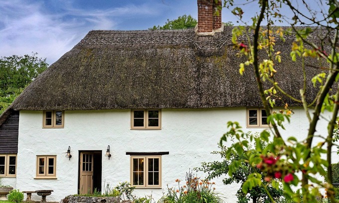 Blandford Forum House | The Thatch at Winterborne Houghton by Interhome