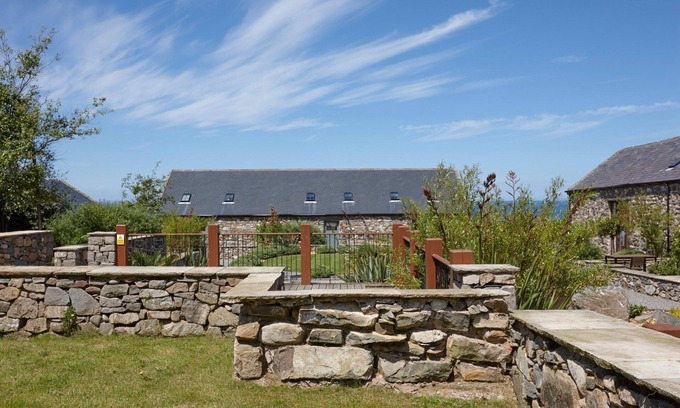Pistyll Cottage | The Threshing Barn - a llyn peninsula that sleeps 6 guests in 3 bedrooms