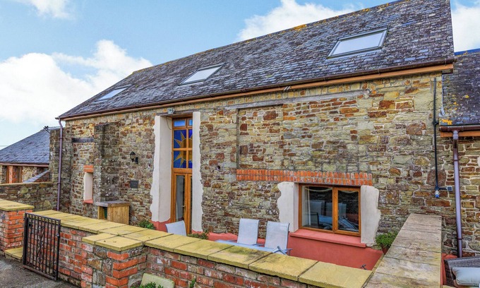 Westleigh Cottage | The Threshing Barn - UK35754