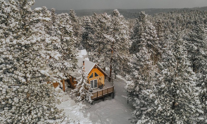 Spring Valley Cabin | The Timber A-Frame Retreat ✦ Spacious Deck ✦ Hot Tub & BBQ
