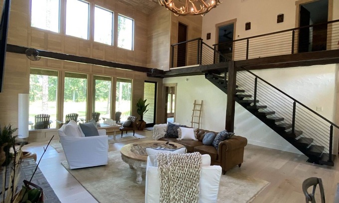 Ruffin House | The Tobacco Barn Home - Secluded Lake View Home on over 500 acre estate