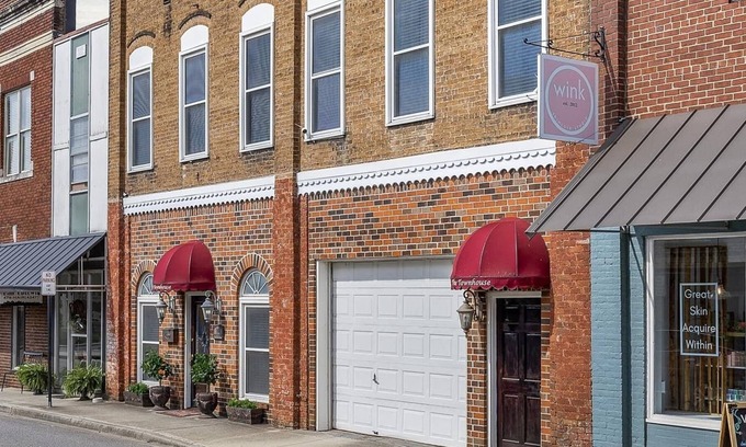 McMinnville House | The Townhouse McMinnville