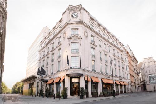 London City Centre Hotel | The Trafalgar St. James, London Curio collection by Hilton
