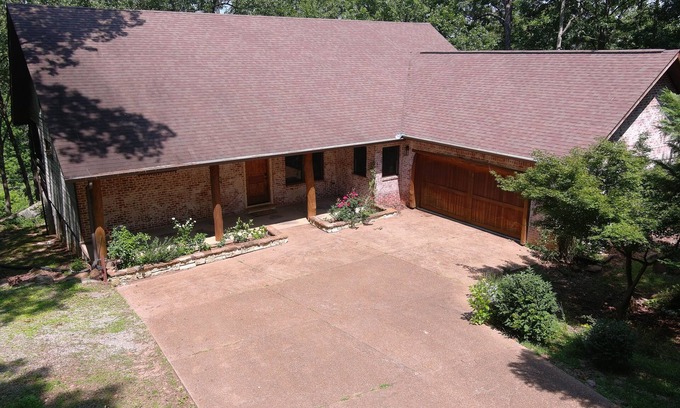 Heber Springs House | The Tree House at Boulder Run