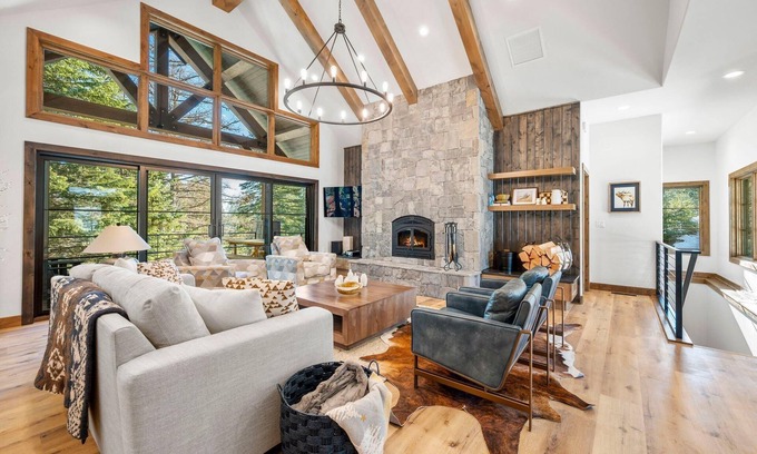 Tamarack Resort House | The Tree House Estate Home at Tamarack Resort