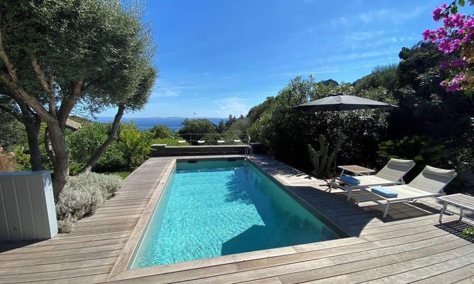 Bonifacio House | The Tree House: Your Prestigious Retreat in the Domaine de Spérone