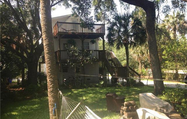 Folly Beach House | The Treehouse at 10th