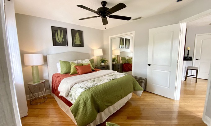 Safety Harbor Apartment | The Tropical Bungalow