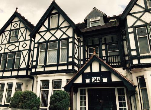 Nottingham Hotel | The Tudor House Hotel