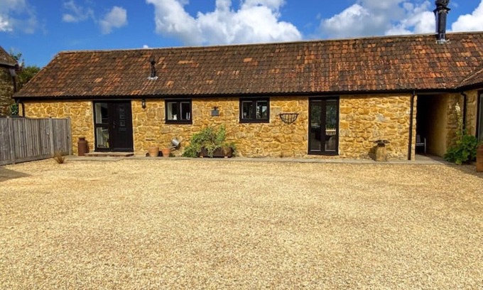 Donyatt House | The Udderhouse - Udderly Unforgettable 5* Retreat