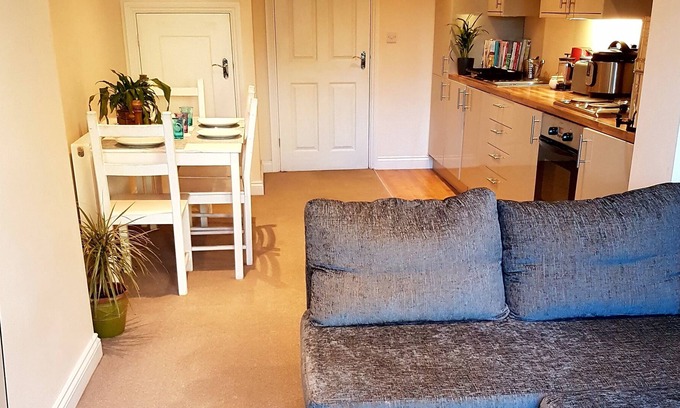 Bourton House | The ugly duckling! Great for couples or families