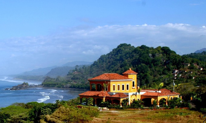 Dominicalito Villa | The Ultimate Costa Rica Vacation Villa Rental