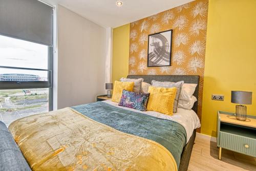 Vauxhall Apartment | The Ultimate Escape Great View - Sleeps 6
