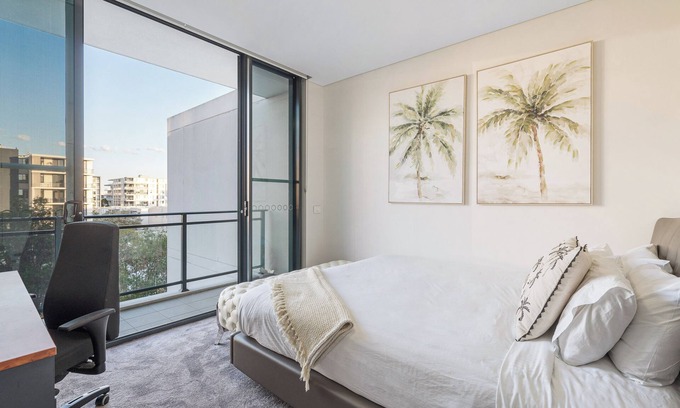 Wentworth Point Apartment | The Urban Escape - Stylish apartment in the Heart of Wentworth Point