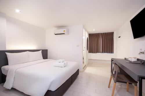 Chatuchak Hotel | The Urban Oasis