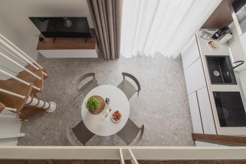 Montalbino Apartment | The vertical house - Elegant refuge on two floors