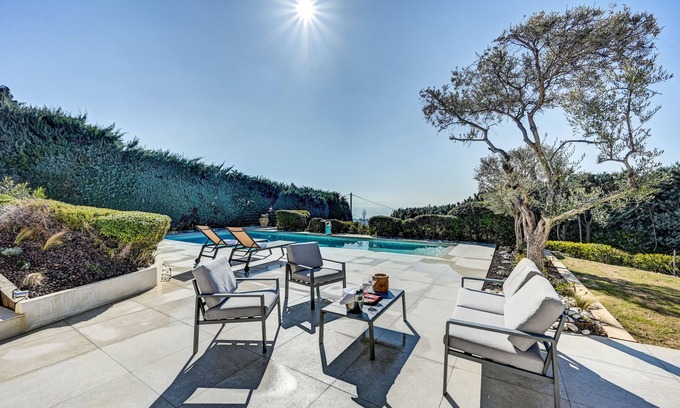 Les Platrieres House | The VIEW Aix-en-Provence