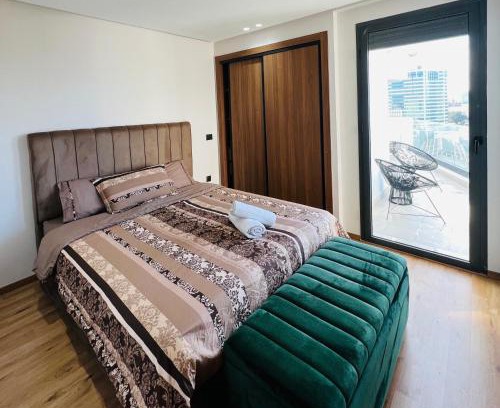Belvedere Apartment | The View Apartment Near Casa Voyageurs