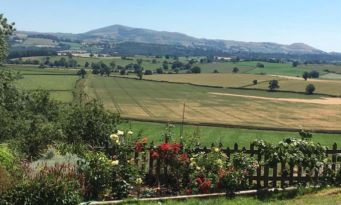 Kingswood House | The View