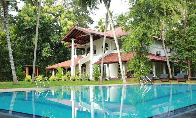 Katana Bed & Breakfast | The Villa Green Inn