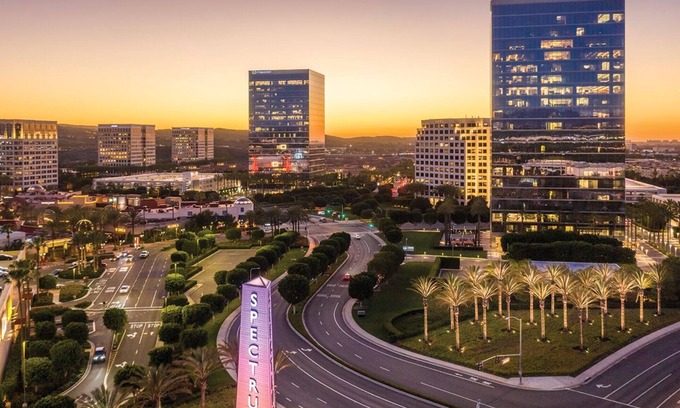 Airport Area Apartment | The Village 5 Mins Walking To Irvine Spectrum