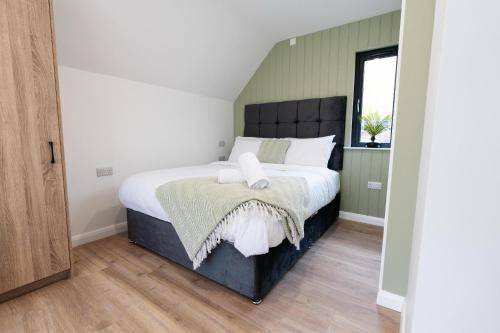 Newry Resort | The Village at The Rocks - Luxury Glamping Resort