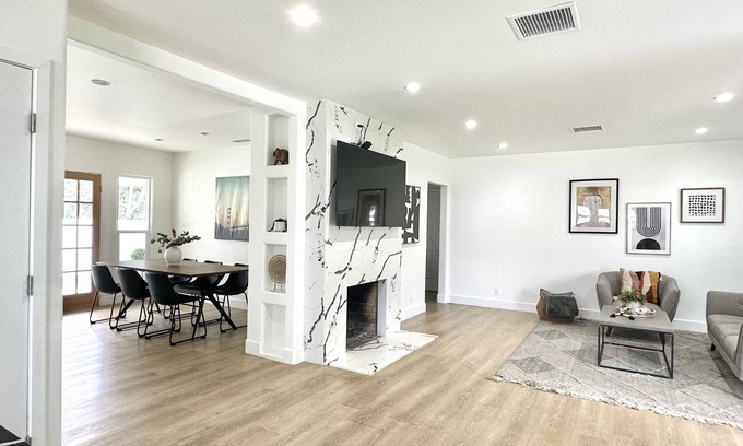 Valley Village House | The Village House - close to it all!