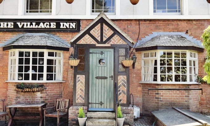 Liddington House | The Village Inn