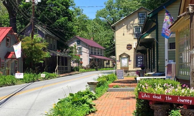 Saint Peters House | The Village Retreat House