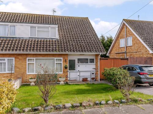 Whitstable House | The Warren