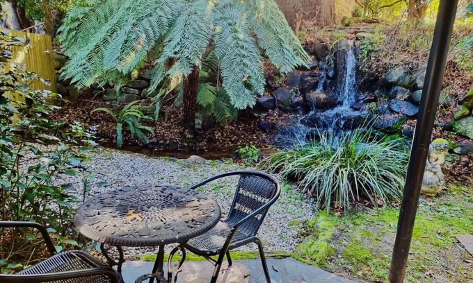 Warburton Cottage | The Water Cottage