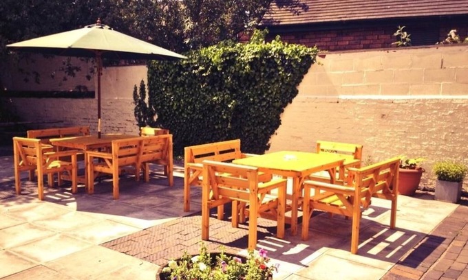 Crewe Hotel | The Waverley Hotel