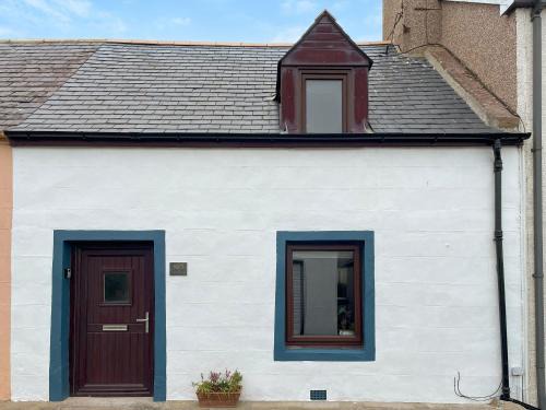 Dornoch House | The Wee Belter