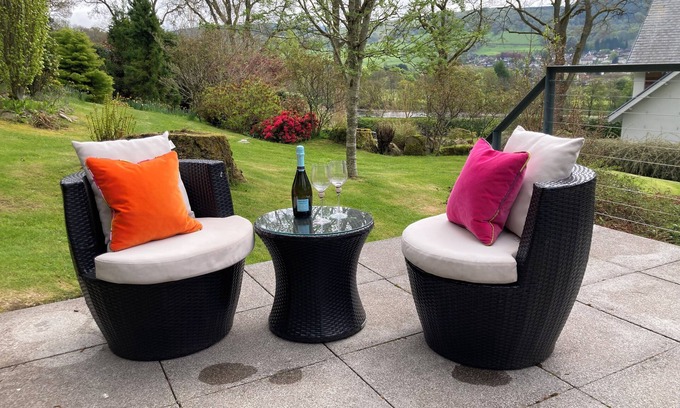 Aberfeldy Apartment | The Wee Cosy Nook - perfect for couples or independent travellers.