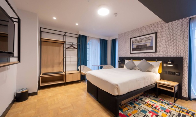 Euston Hotel | The Wesley Camden Town