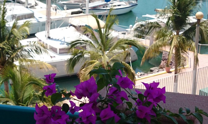 La Paz Hotel | The Westmarine Waterfront Hotel