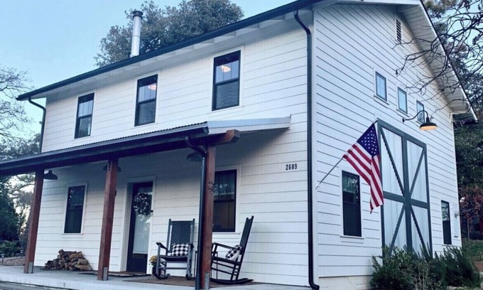 Julian House | The White Barn
