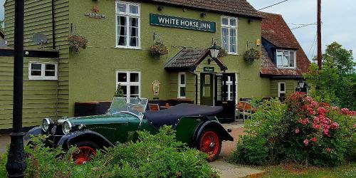 Cambridge Bed & Breakfast | The White Horse Inn