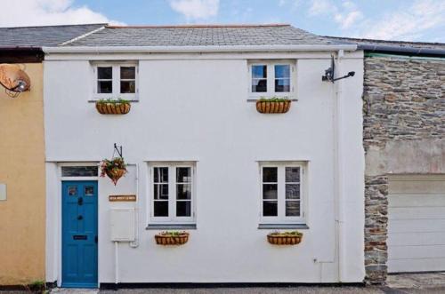 Wadebridge House | The White House