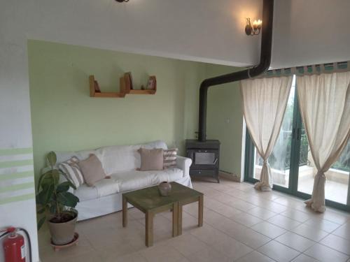 Ormilia Apartment | The White Rabbit Guesthouse Eco-Lodge "Cosy Apartment"