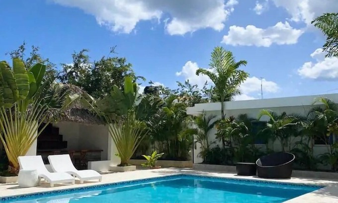 Guayacanes Bed & Breakfast | The White Rock Hotel BB