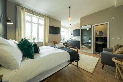 Bradley Stoke Apartment | The Willow studio 2