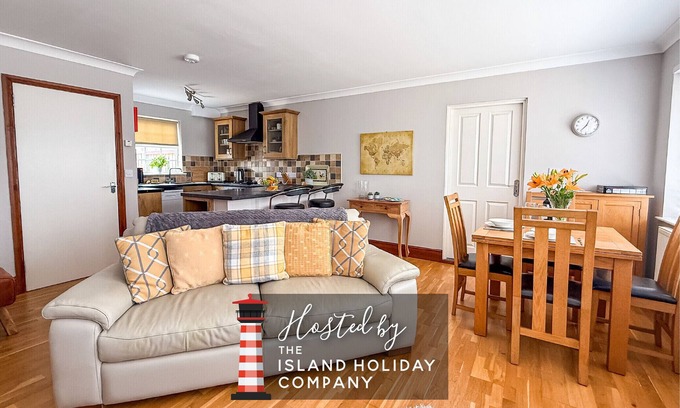 Rookley Ski Chalet | The Wing at Fox Hollow