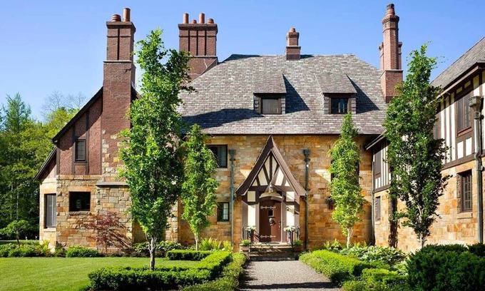 Lenox Villa | The Winthrop Estate - 12K SF 32 Acres